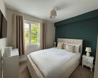 East Halton Hotel - East Halton - Bedroom