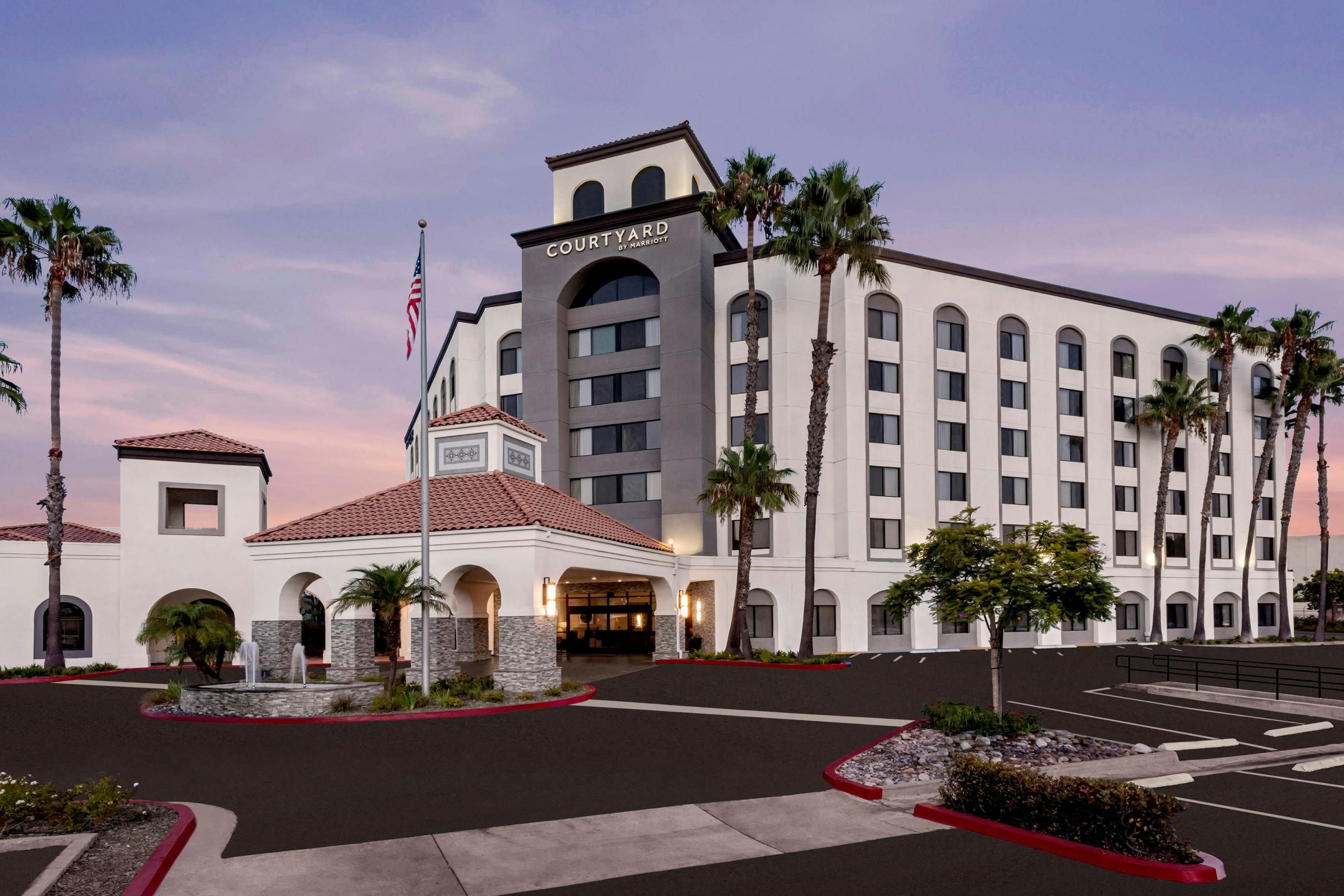 Courtyard by Marriott San Diego Miramar thumbnail 3