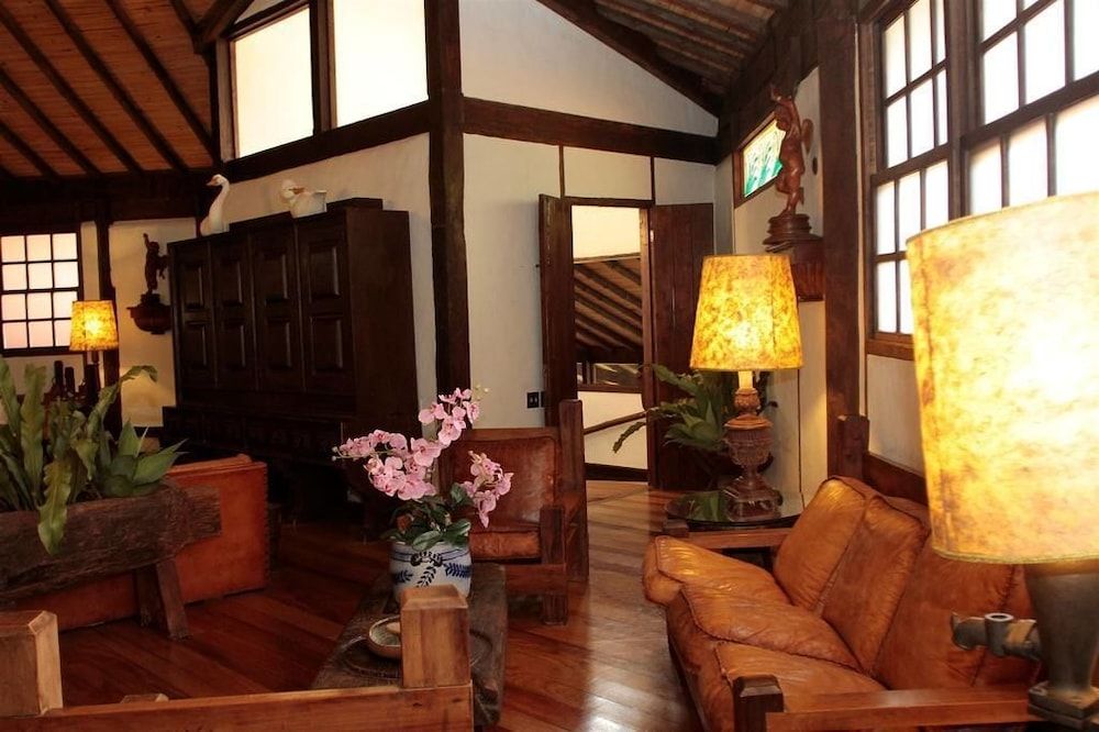 بوزادا بدرة أزو