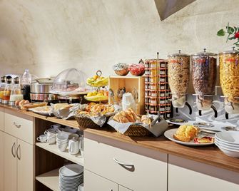 Hôtel Le Relais Saint Charles - Parigi - Buffet