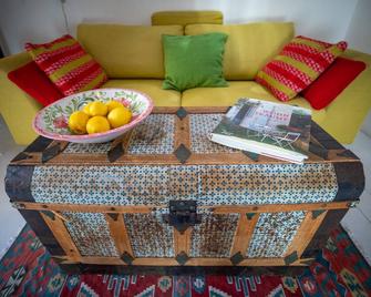'casa Dell'artista' - Graniti - Living room