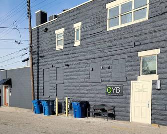210 S. James St, 204 - Ludington - Building