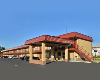Americas Best Value Inn-Indianola - Indianola - Gebäude