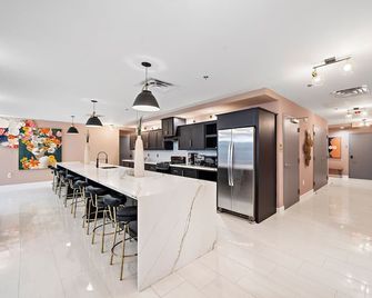 Wanderstay Boutique Hotel - Houston