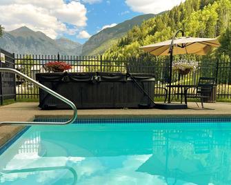 Premier Downtown Telluride Condo with Pool, Hot Tub & Parking - Telluride - Pool