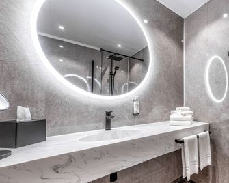 Hotel Loa - Hvolsvöllur - Badkamer