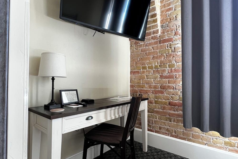 Room amenity view of Park Hotel