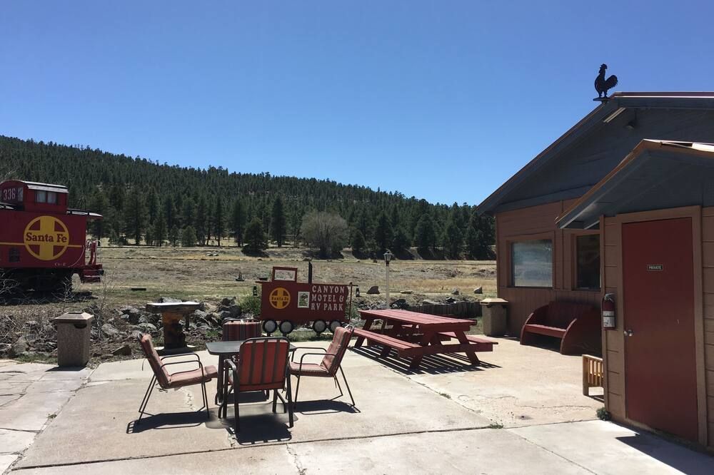 كانيون موتيل آند أر في بارك - وليامز (اريزونا) - شرفة مرصوفة