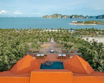 Tuan Chau Resort Ha Long - Ha Long