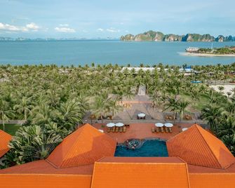 Tuan Chau Resort Ha Long - Ha Long