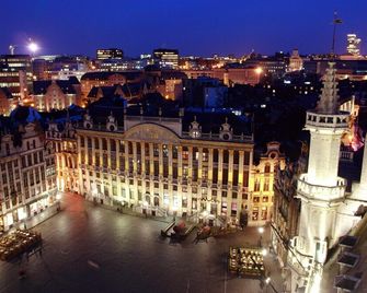 The82 Hostel Louise - Brussels