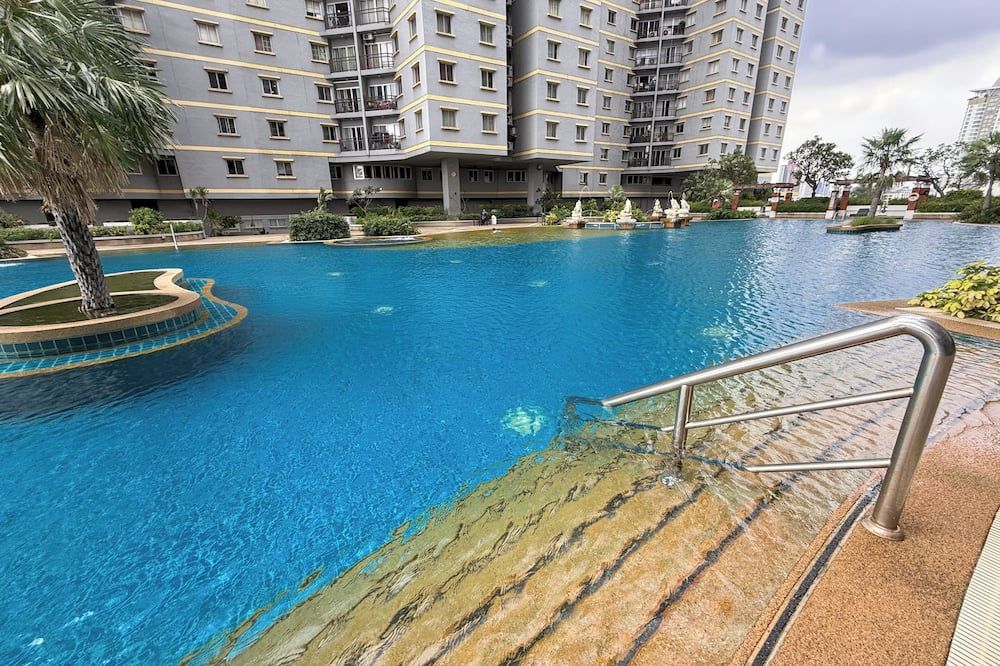 The Narathiwas Hotel & Residence Sathorn Bangkok