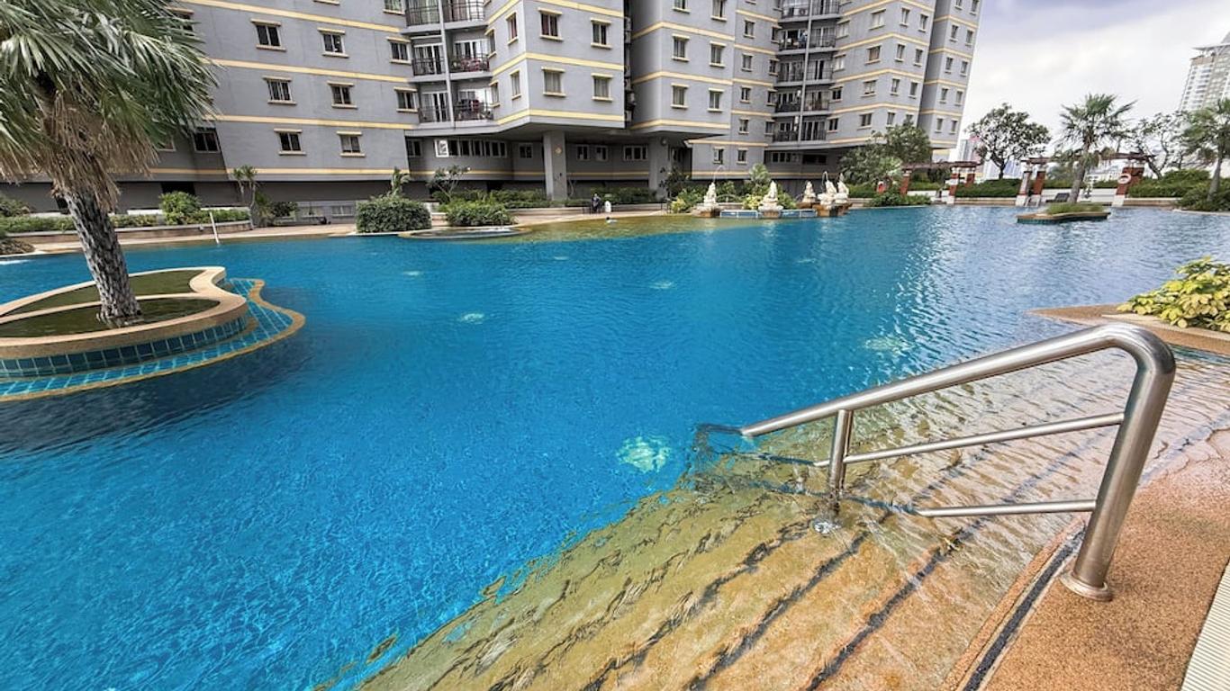 The Narathiwas Hotel & Residence Sathorn Bangkok