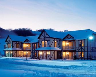 Mountain Run at Boyne - Boyne Falls - Building