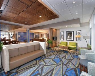 Holiday Inn Express & Suites Millersburg - Millersburg - Salónek
