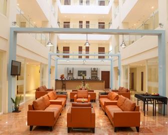 The 1o1 Malang Oj - מאלאנג - לובי