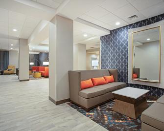 Hampton Inn and Suites Logan, UT - Logan - Lobby