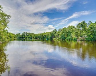 Riverfront Escape in Shawano on 3 Private Acres! - Shawano - Outdoors view