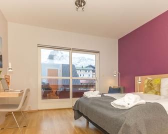 Fast Hotel Lofoten - Svolvær - Bedroom