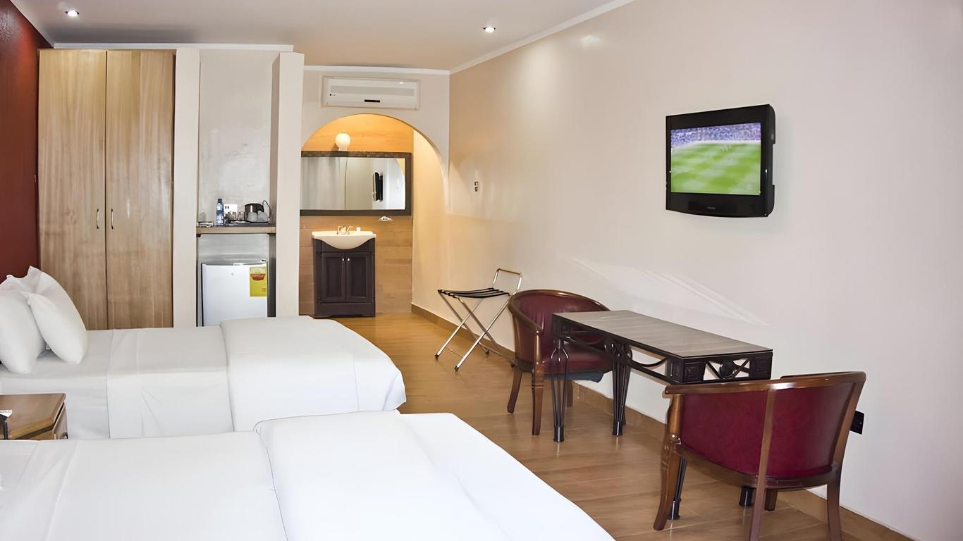 Tropical Enclave Hotel