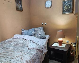 Birhan Guest House - Addis Abeba - Habitación
