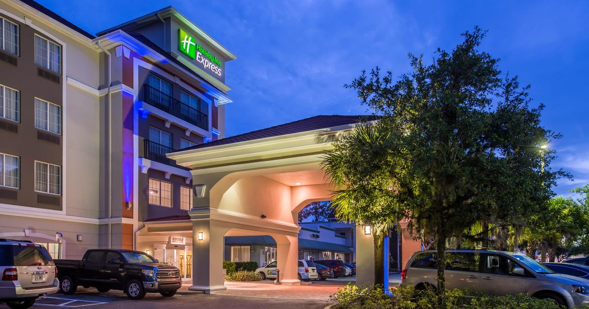 Holiday Inn Express Tampa North - Telecom Park from $54. Tampa Hotel ...