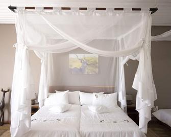 Dornhuegel Guest Farm - Grootfontein - Habitación
