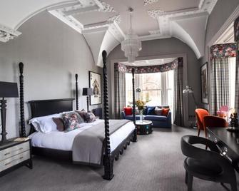 The Meadowpark Bar, Kitchen & Rooms - Stirling - Yatak Odası