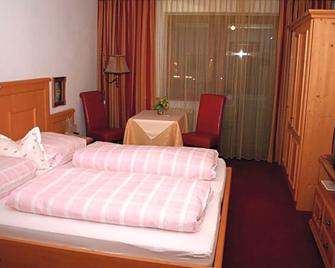 Hotel Edelweiss - Fugen - Yatak Odası