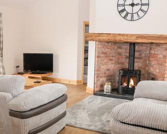 Mandarin Cottage - Melton Mowbray - Living room