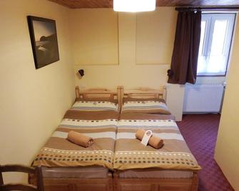 Hotel Le Pied Moutet - Les Deux-Alpes - Bedroom