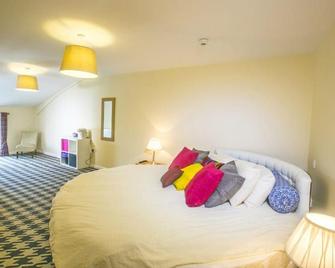 The Brown Horse Hotel - Bishop Auckland - Schlafzimmer