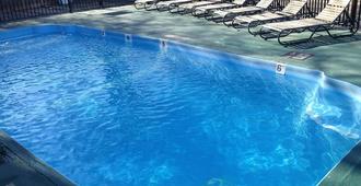 經濟型汽車旅館 - 奧斯汀 - 游泳池
