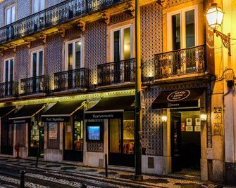 Santa Luzia B&b - Horigem - Lisbon - Building