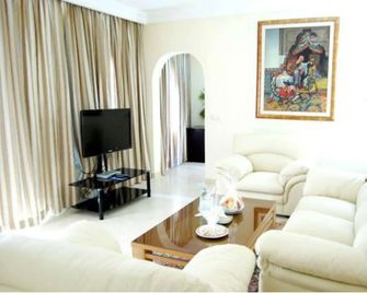 Ksar Rouge - Tozeur - Living room