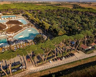 Hu Park Albatros Village - Piombino