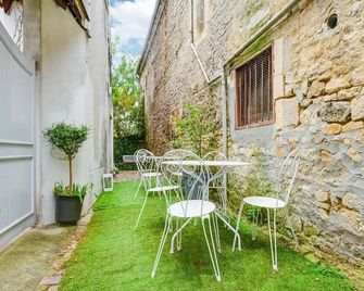 Harbor View Hideaway - Isigny-sur-Mer - Patio