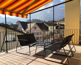 Hotel Freihof - Glarona - Balcone