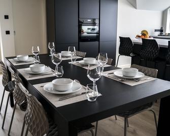 Om Apartments - Reykjavík - Küche