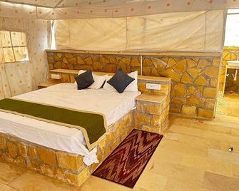 Raghav Resort Jaisalmer - Jaisalmer - Phòng ngủ