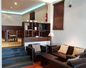 Hotel Terminus - Puigcerdà