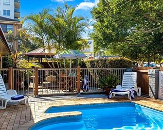 Ocean Park Motel & Holiday Apartments - Coffs Harbour - Piscina