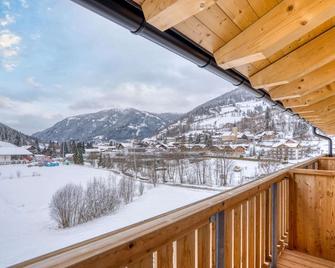 COOEE alpin Hotel Bad Kleinkirchheim - Bad Kleinkirchheim - Balcony