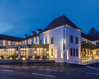 Best Western Premier Hotel Les Sept Fontaines - Tournus - Edificio