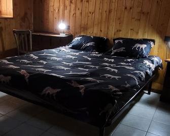 '' Al Pèrgul '' - Morbegno - Camera da letto