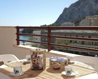 Apartamentos Zafiro - Calp - Balcony