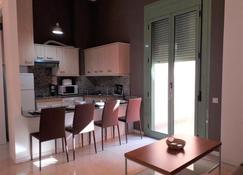 Apartamento Confortable En Ciudad - Tarragona - Køkken