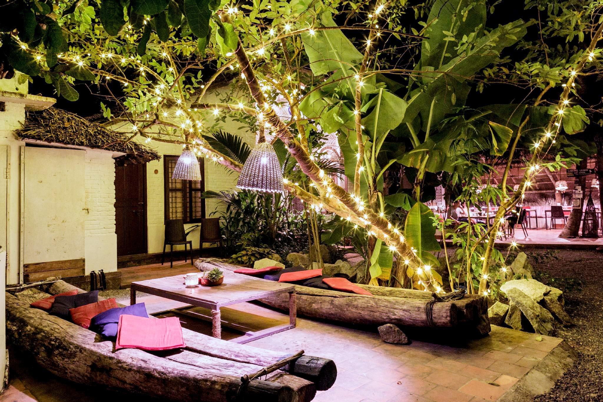 إندا هوتل - فاركالا - شرفة مرصوفة