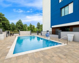 Hampton Inn Longview - לונגוויו - בריכה