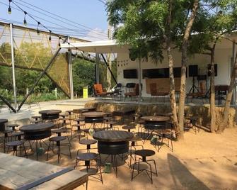 Nomad - Ko Lan - Patio